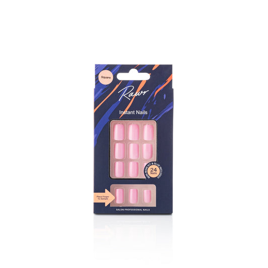 Pack of instant nails with pink nails on a blue and orange branded package by Stellia Beauty