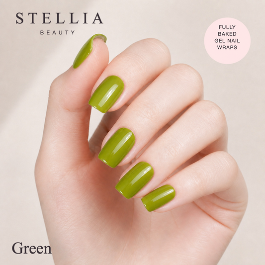 Stellia Beauty Green Fully Cured Gel Nail Wraps manicure